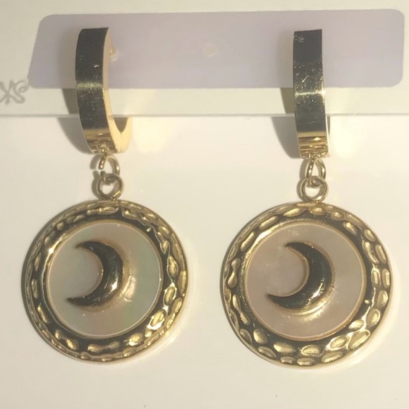 “Mother of Pearl Crescent Moon” Rainbow Iridescent Celestial Gold Steel Hoops - Picture 17 of 17